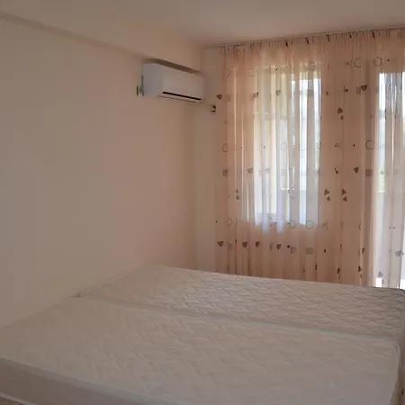 In Complex Chateau Nessebar