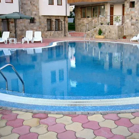 In Complex Chateau Nessebar