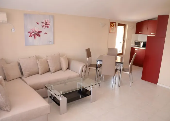 Appartement In Complex Chateau Nessebar Sveti Vlas