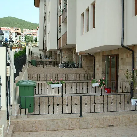 Apartment In Complex Chateau Nessebar Sveti Vlas